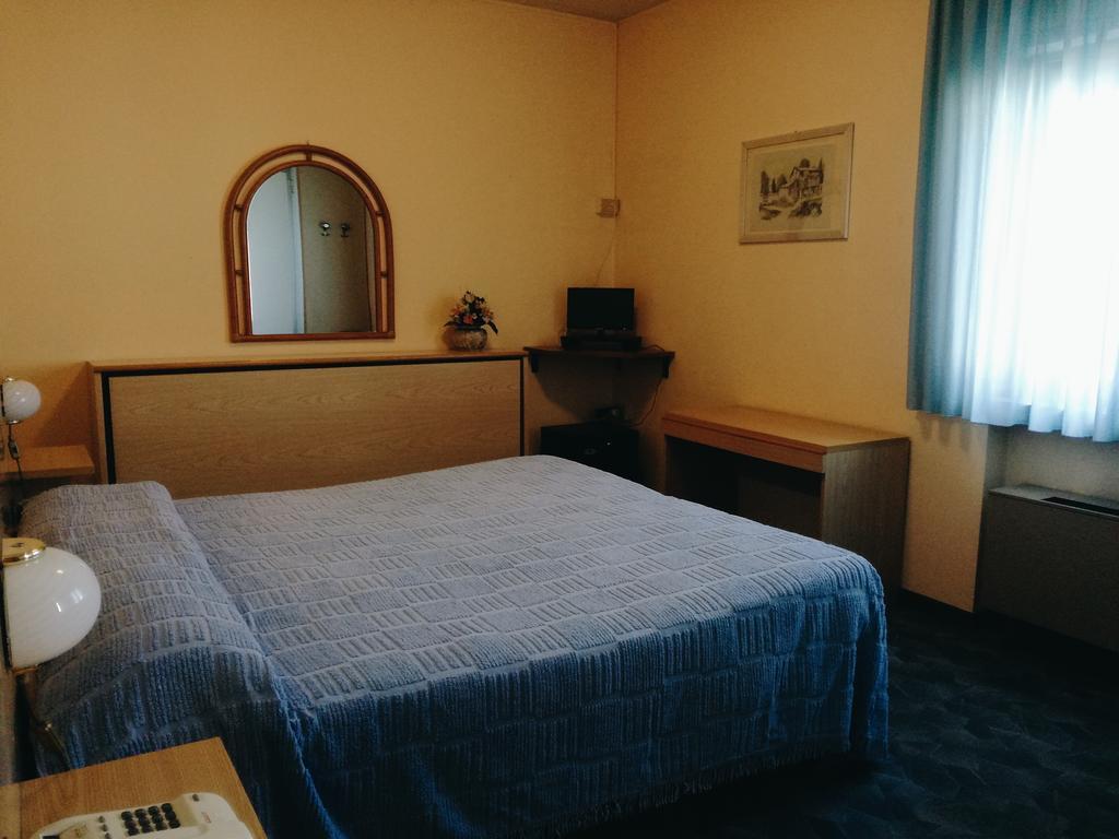 Hotel Astoria Altopascio Exteriér fotografie